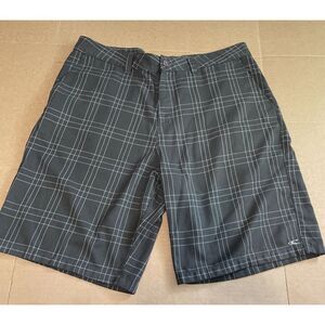 O'Neill Shorts Mens 38 Black Plaid Chino Polyester Blend Skate Surf‎ Beach